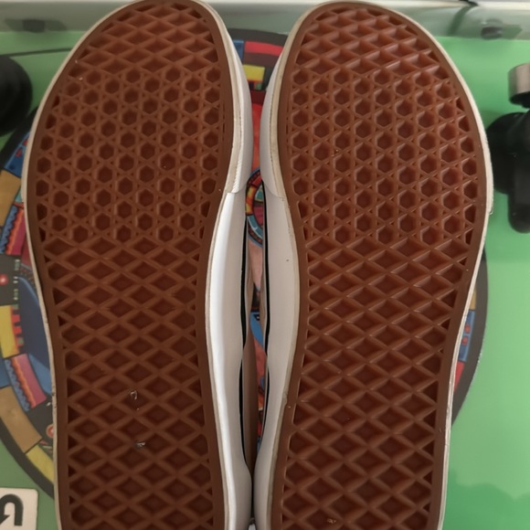 Vans Classic Checkerboard Slip-On Light Pink & White - Picture 7 of 7